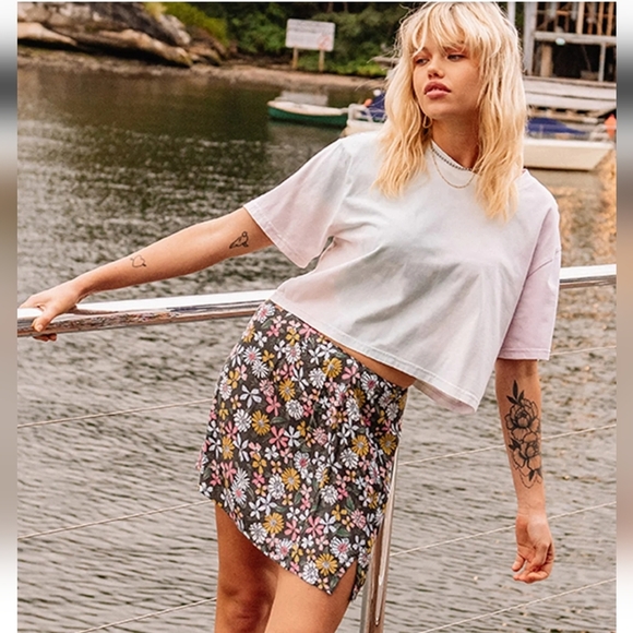 Volcom Dresses & Skirts - Volcom Happy Dazee Mini Skirt - Expresso